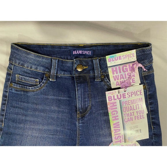 Bluespice High-Waisted Petite Skinny Jeans - Picture 3 of 5